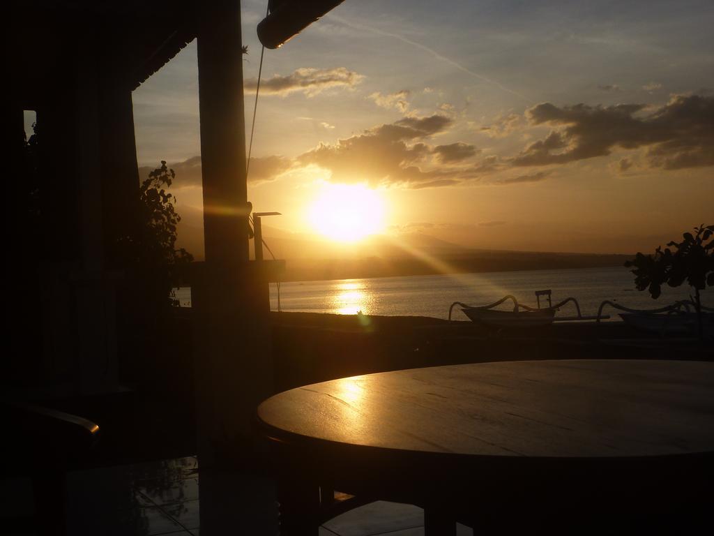 Tambun Sari Beach Homestay Amed Exterior foto